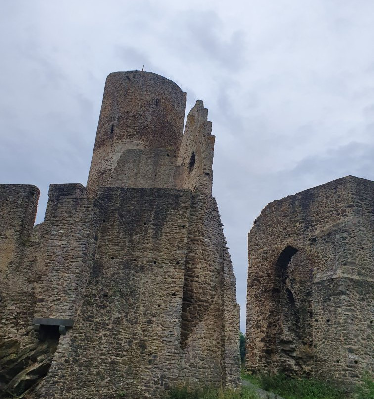 Löwenburg und Philippsburg景点图片