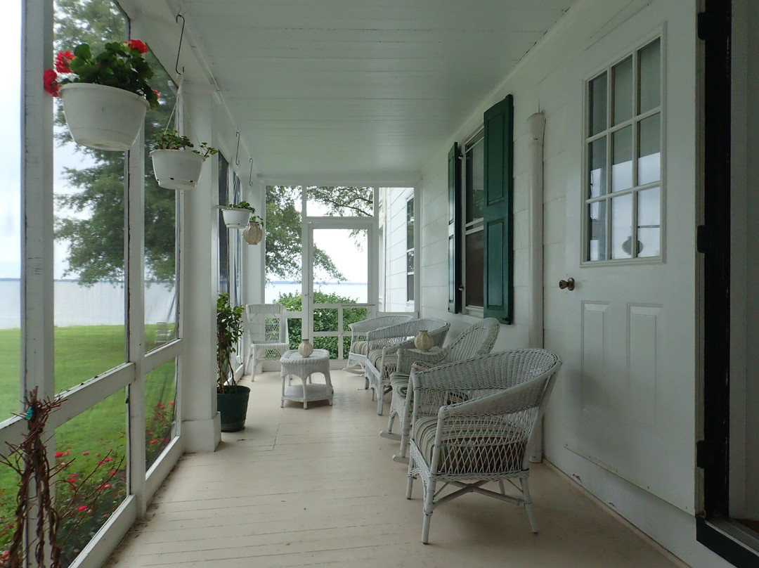 Wades Point Inn on the Bay主图