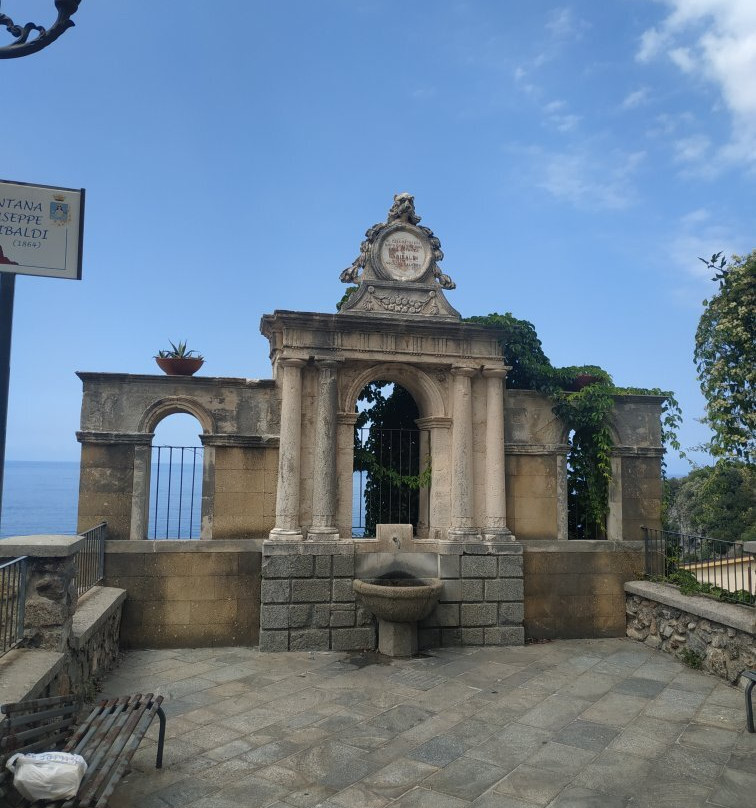 Fontana di Garibaldi景点图片