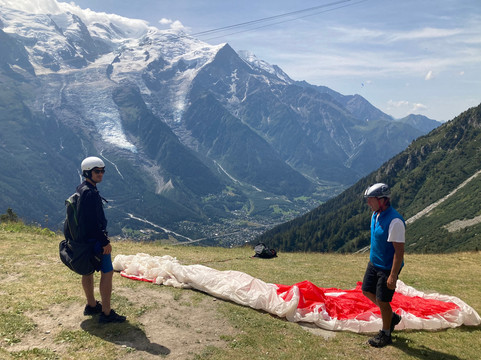 Kailash Parapente-霞慕尼必去景点