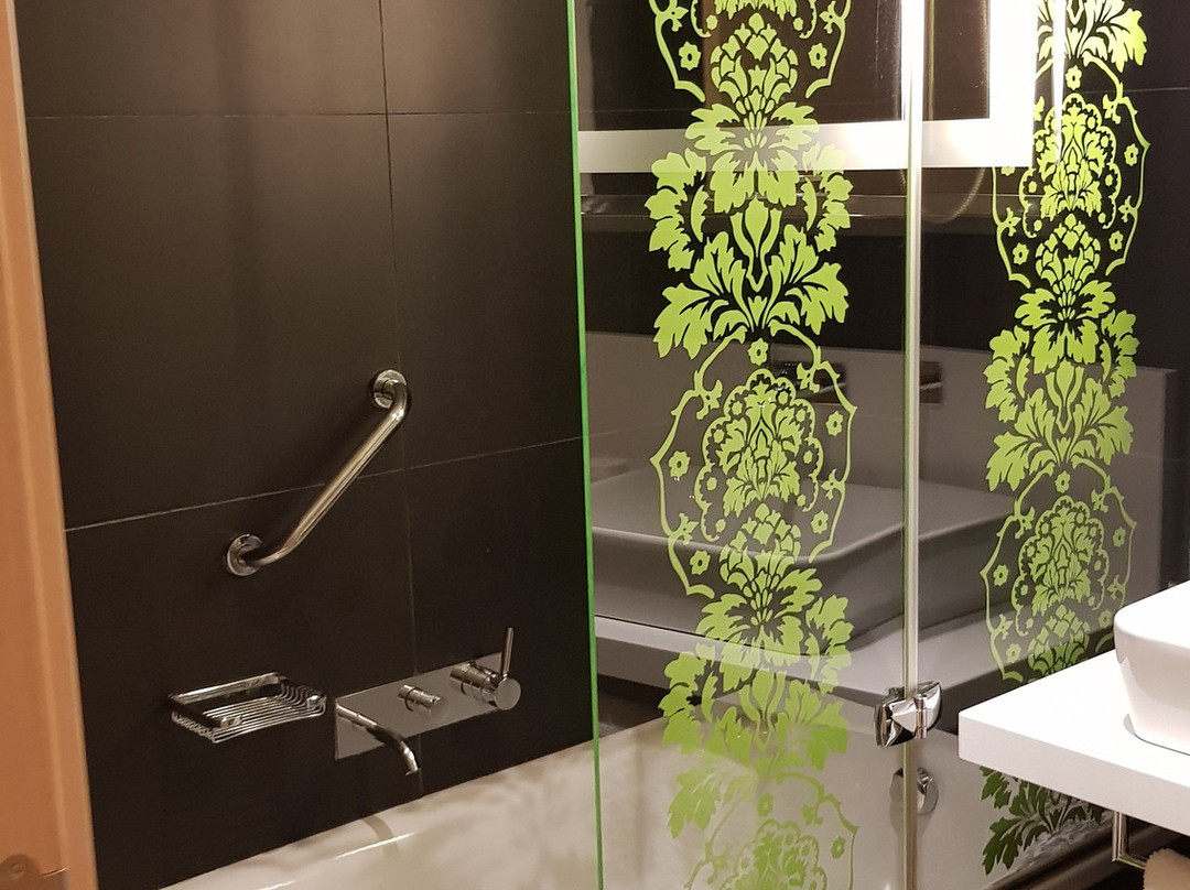 NH赫罗纳酒店主图