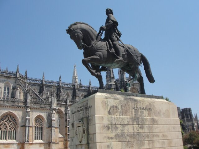 Estatua Equestre do Condestavel D.Nuno Alvarez Pereira景点图片