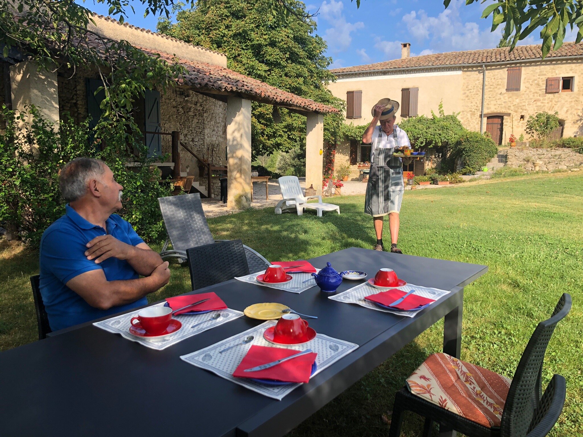 La Campagne Berne-官方
