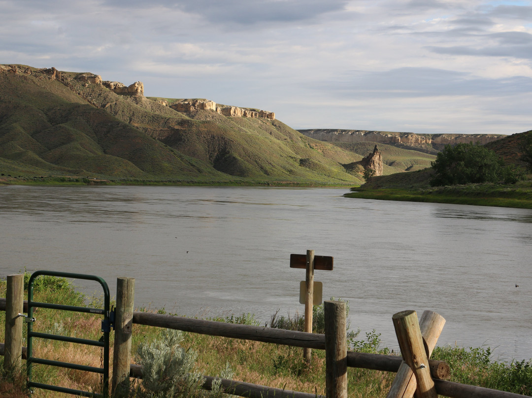Missouri River Outfitters景点图片
