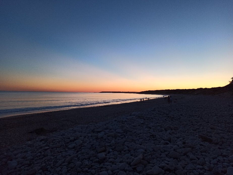 Plage du Rocher景点图片
