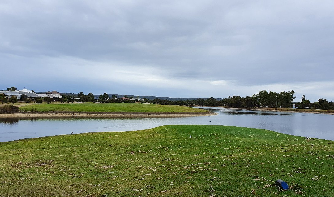 Dunsborough Lakes Golf Club景点图片