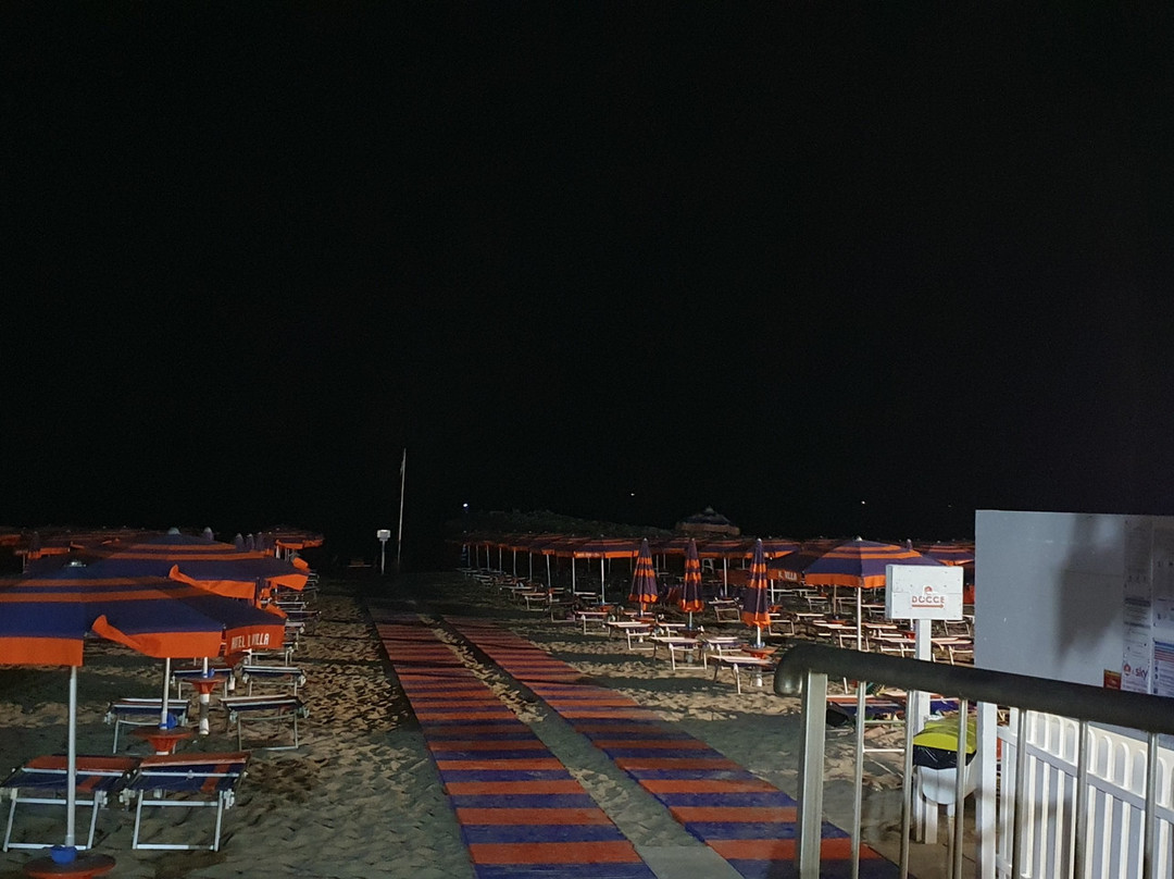 Villa Rosa di Martinsicuro酒店住宿-Hotel Club La Villa