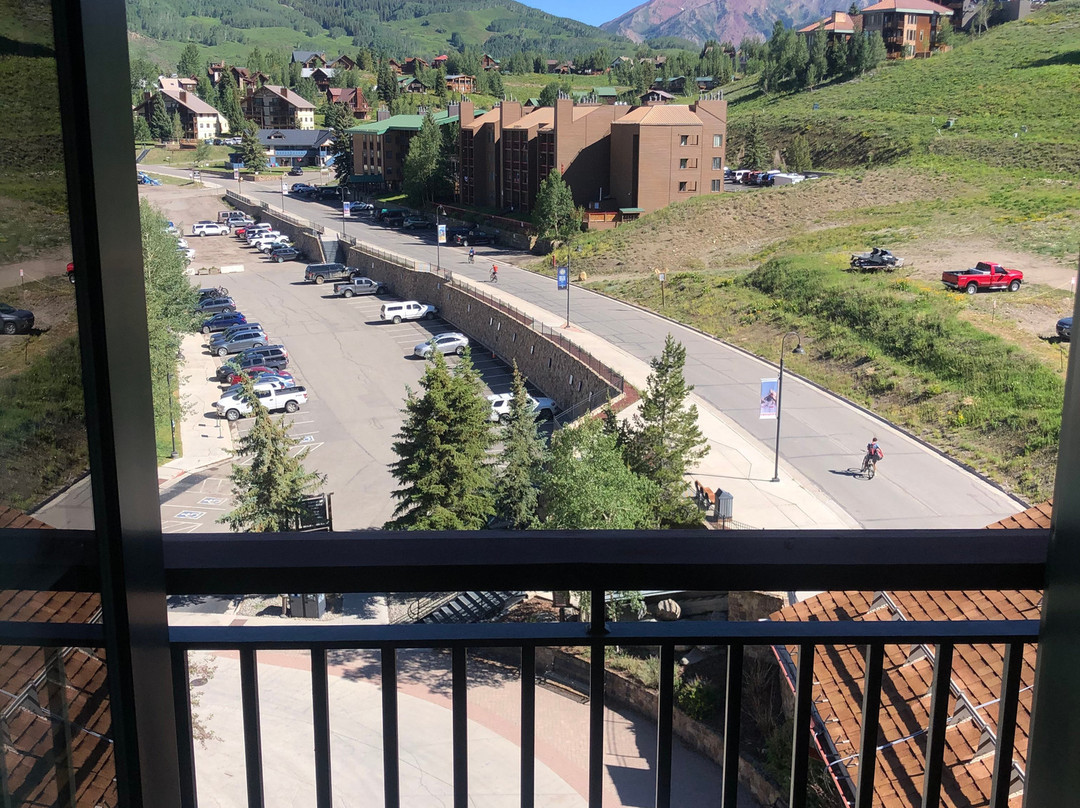 Lodge at Mountaineer Square主图