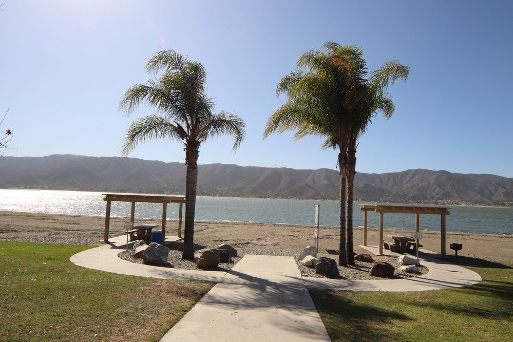 Elm Grove Beach-埃尔西诺湖必去景点