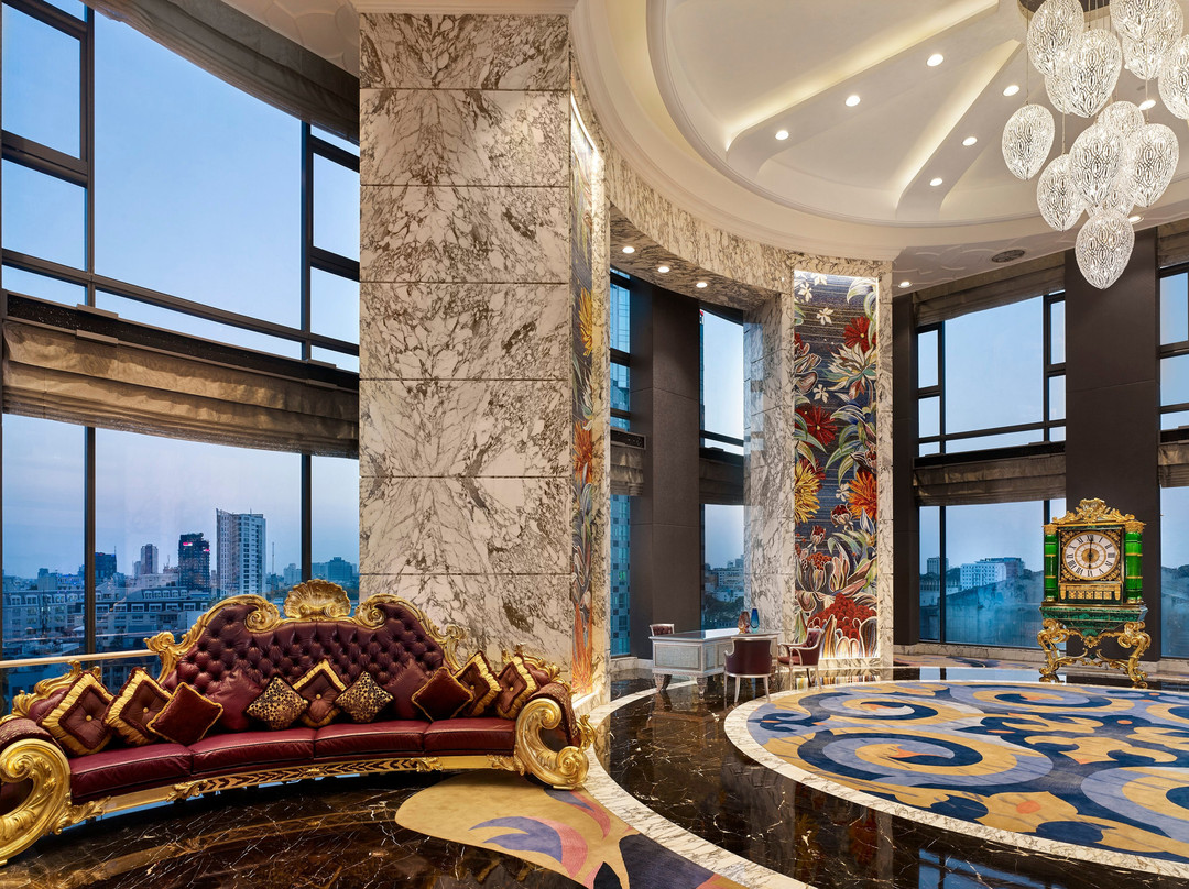 西贡万韵酒店主图