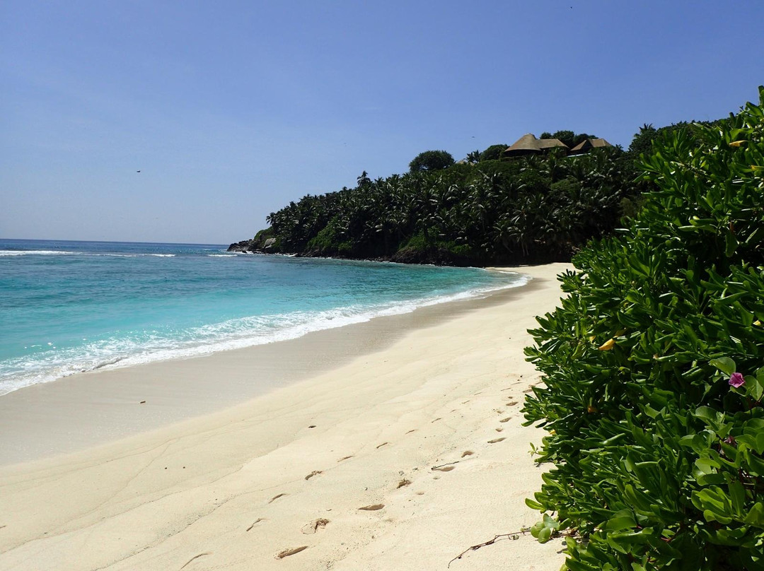 塞舌尔弗雷格私人海岛度假村主图