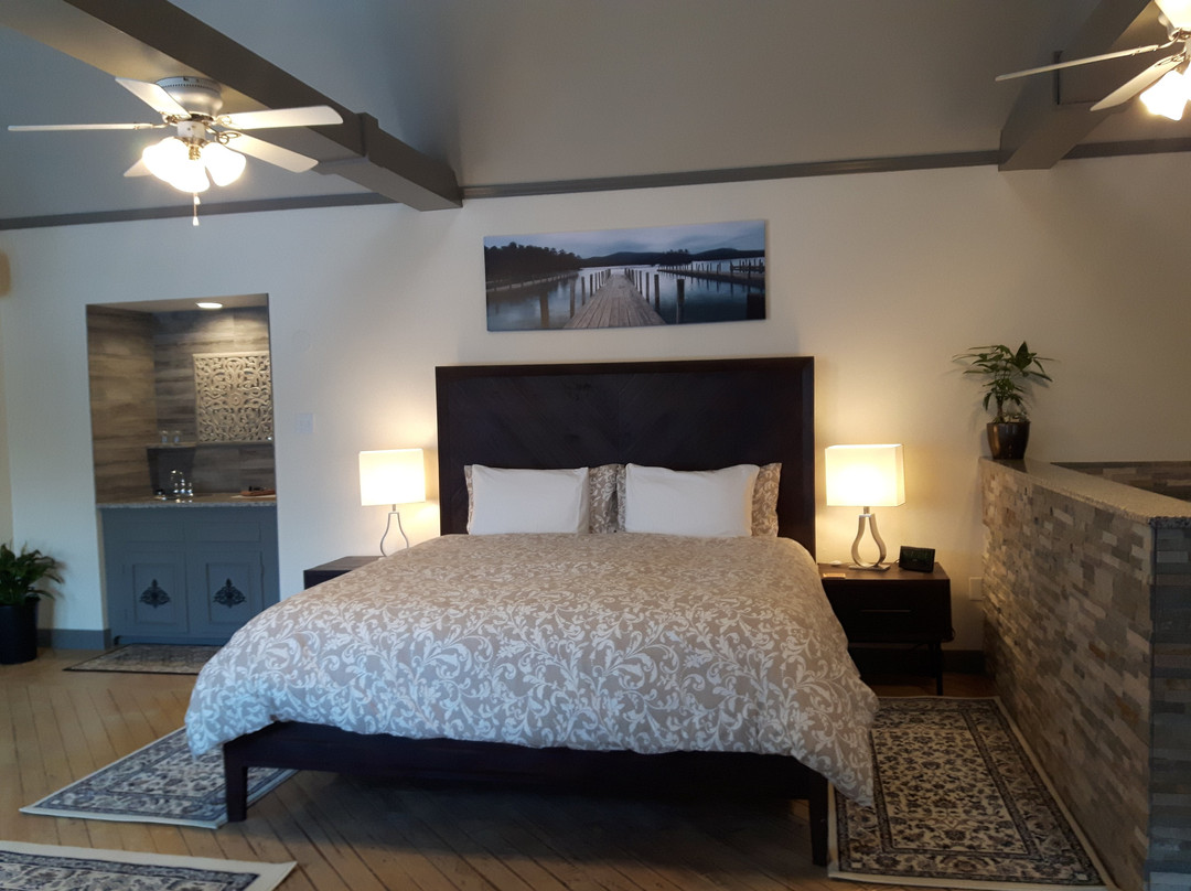 Gingerbread House Inn Bed & Breakfast主图