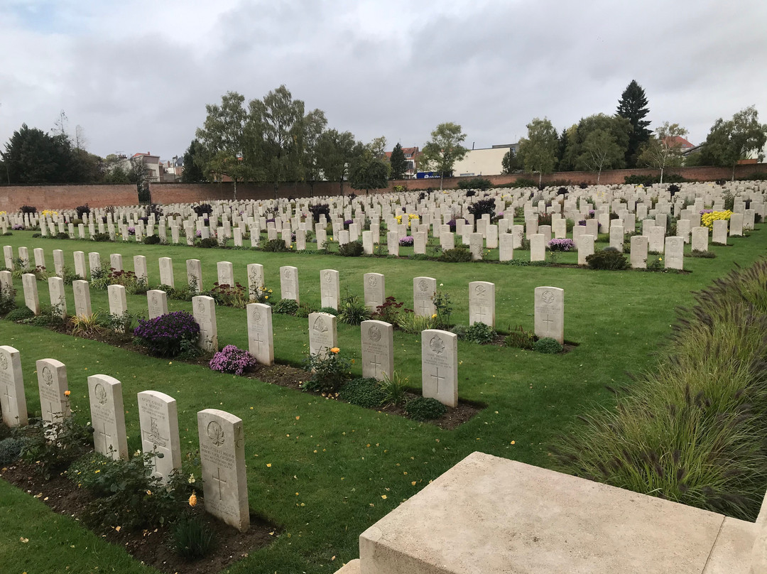 Faubourg-d'Amiens Cemetery景点图片