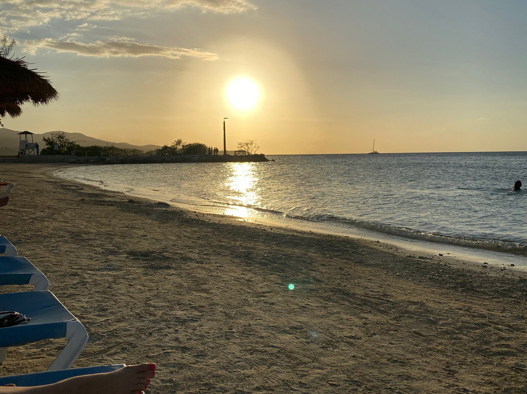 Oasis at Sunset Montego Bay主图