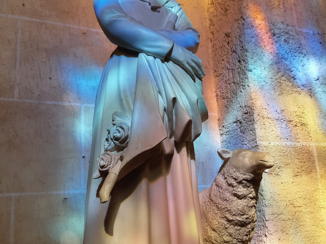 Église Saint Pierre de Tigné景点图片