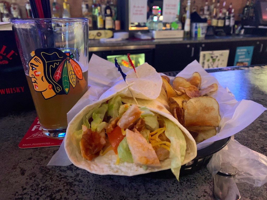 Legends Sports Bar and Grill-布卢明顿必去景点