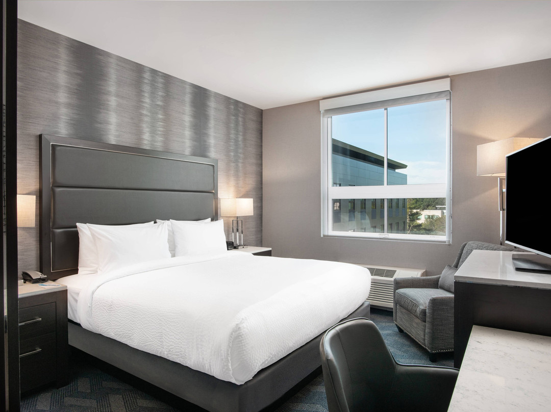 Fairfield Inn & Suites Boston Waltham主图