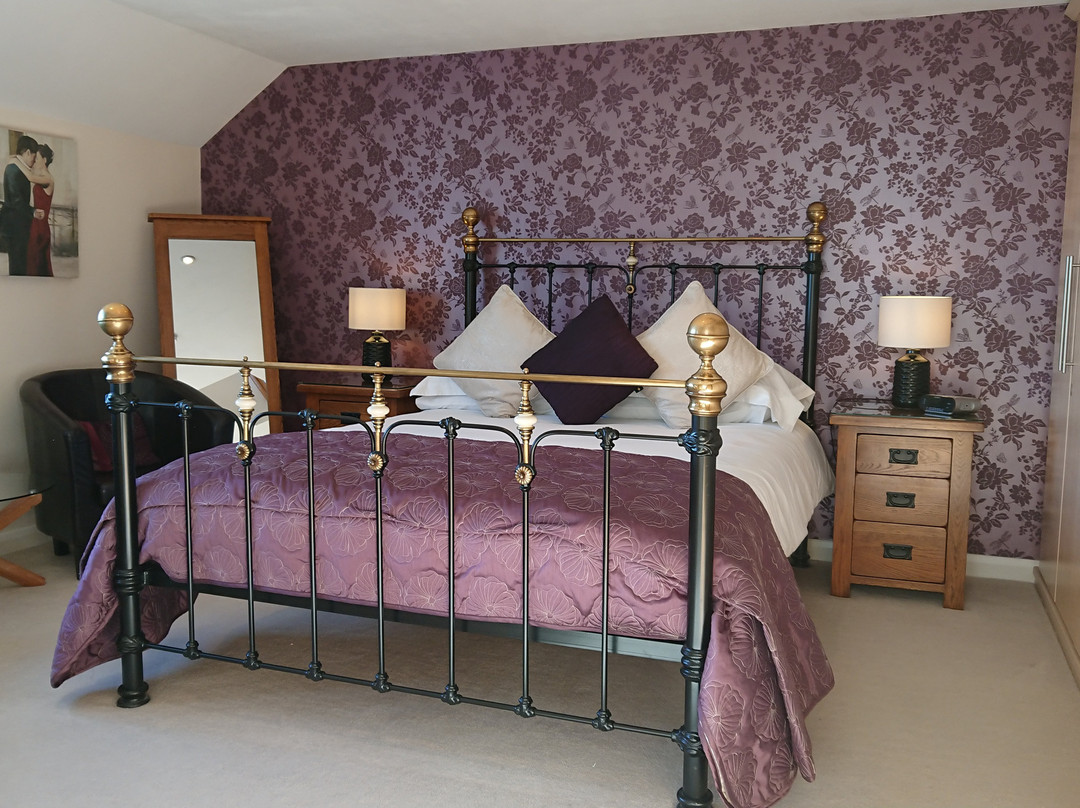 Oak Lodge Bed and Breakfast主图