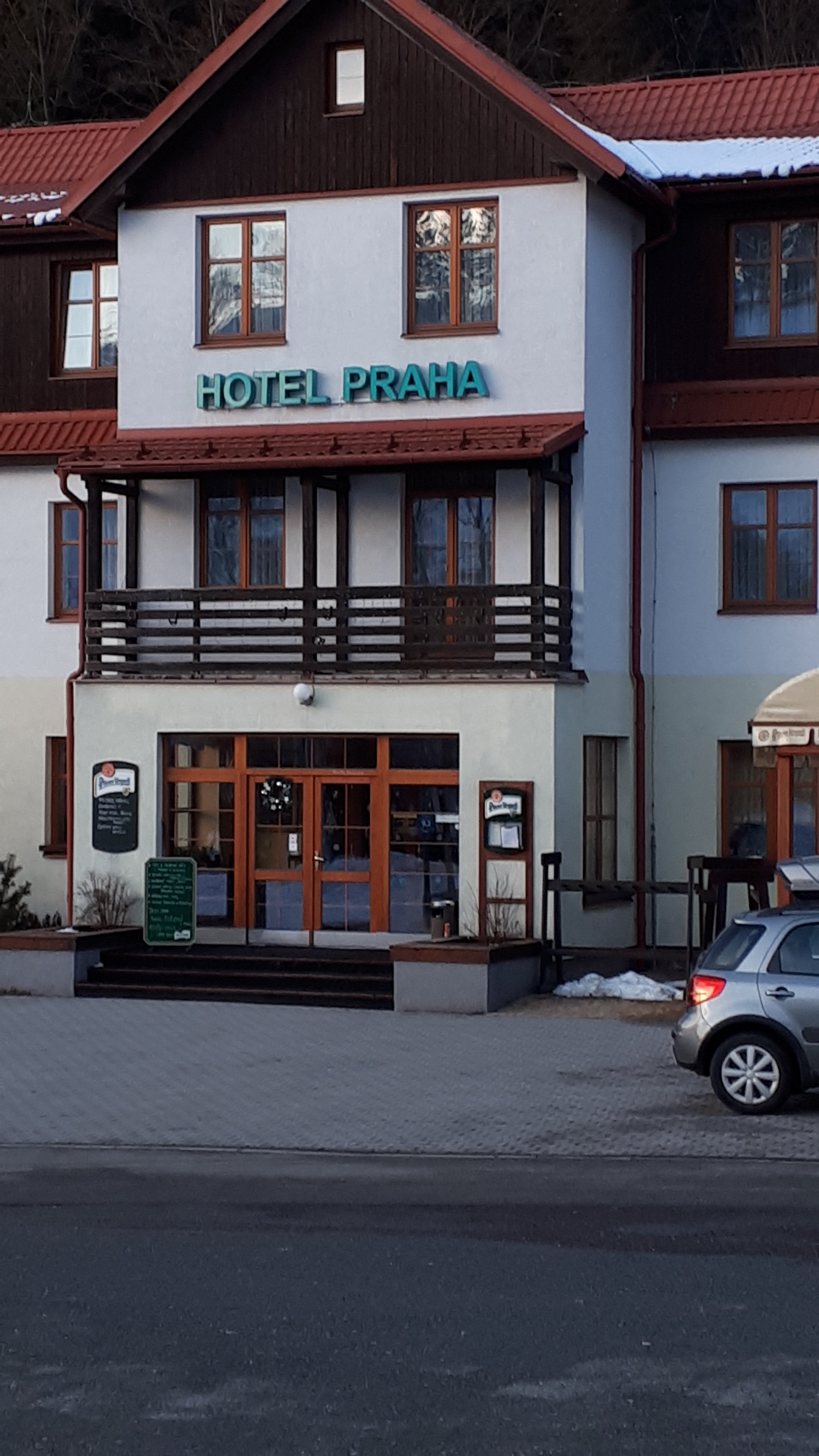 Hotel Praha-官方
