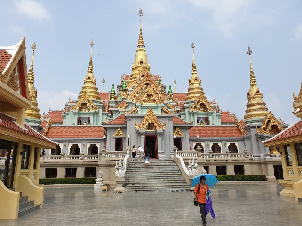 Phra Mahathat Chedi Pakdee Prakas-大邦沙潘必去景点