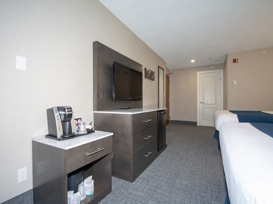 红毯套房旅馆主图