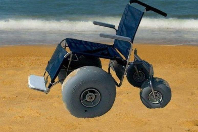 Moneysworth Beach Equipment and Linen Rentals景点图片