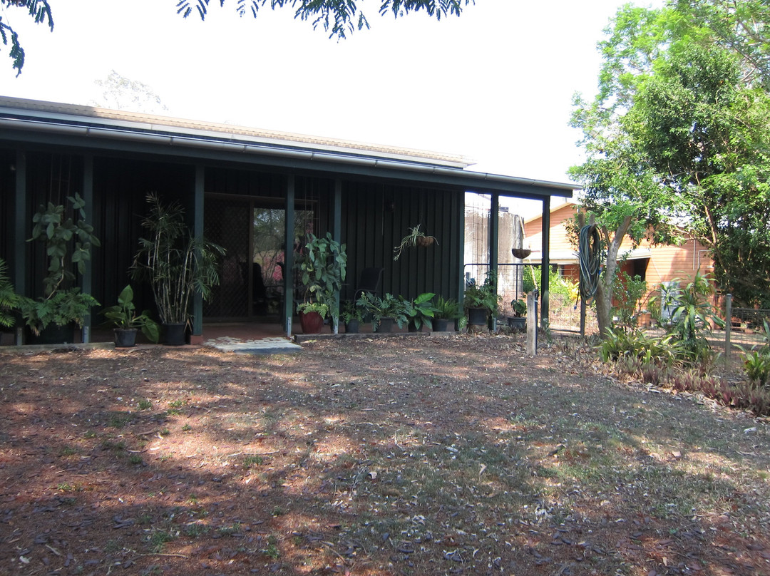 湖袋食宿酒店主图