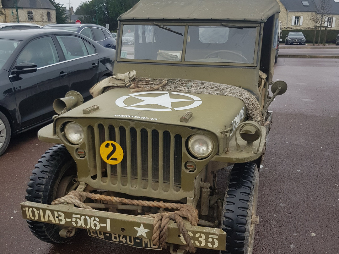 Normandy Jeep Tours景点图片