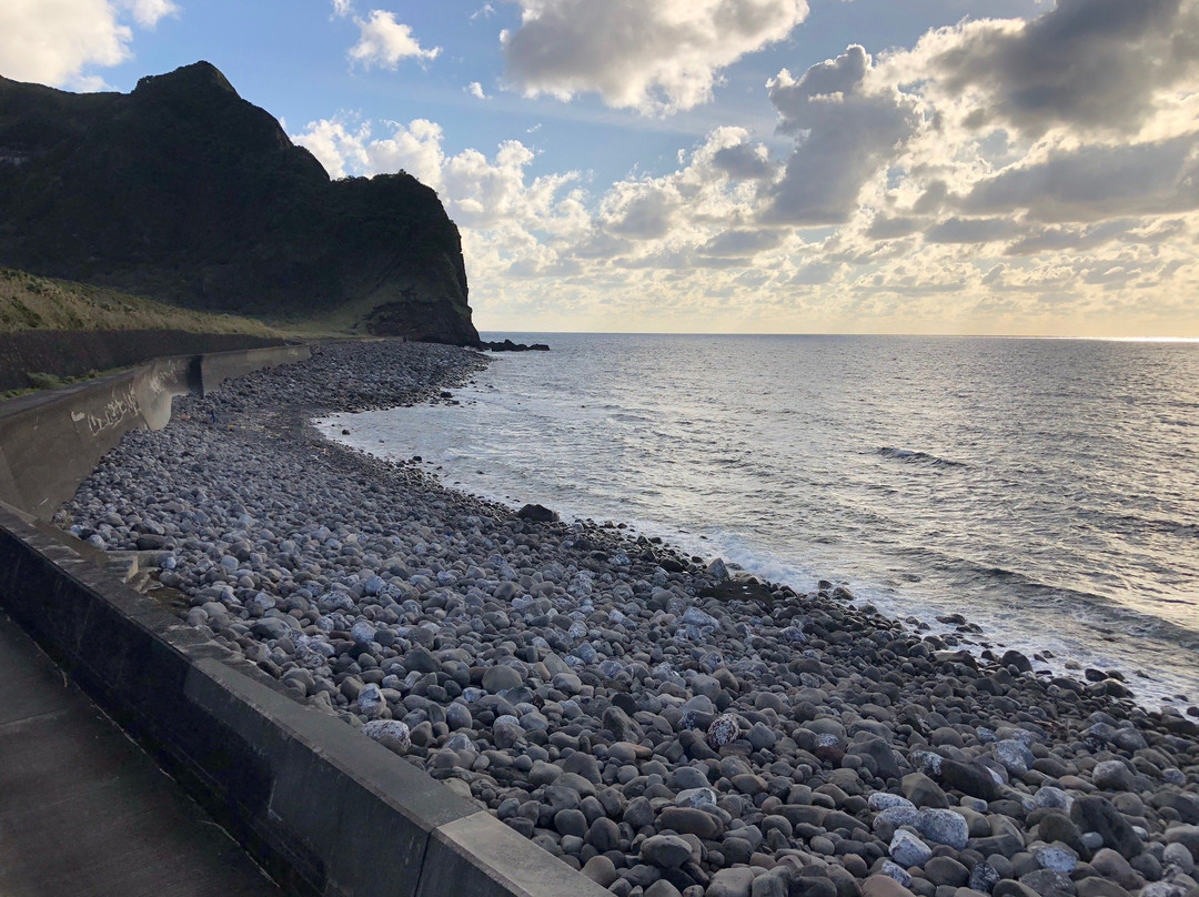 Yokoma Beach-八丈岛必去景点