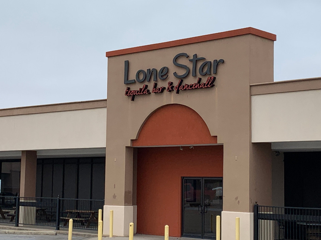 Lone Star Bar-威奇托福尔斯必去景点