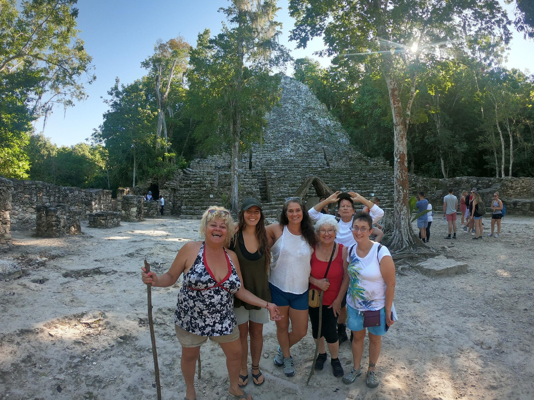 Sanctuary Divers-图伦必去景点