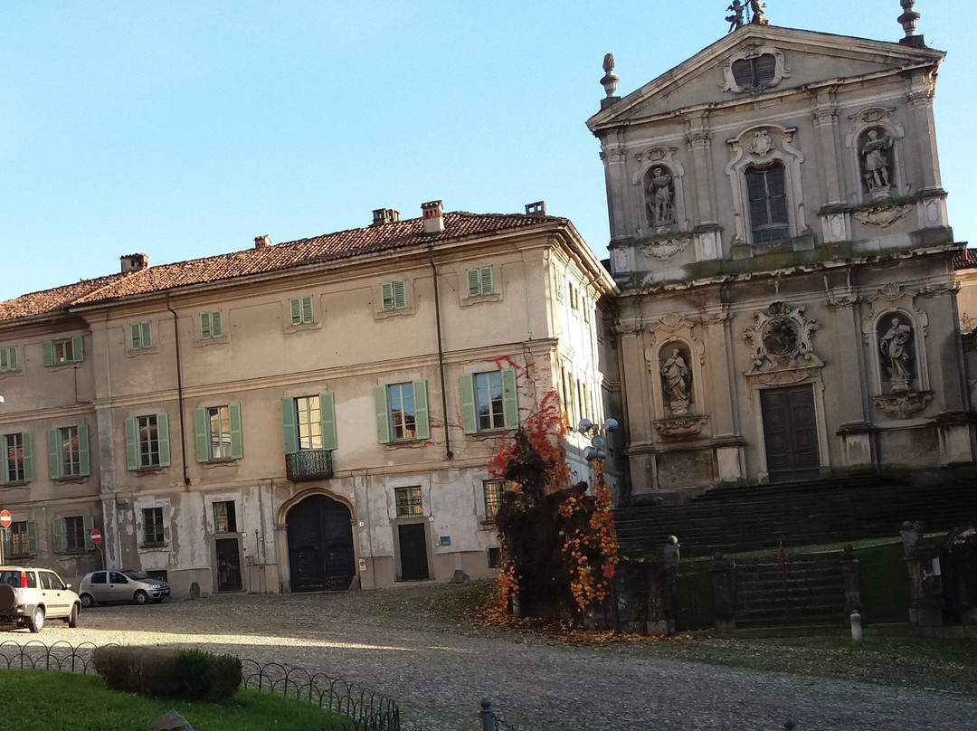 Villa Antona Traversi-Meda必去景点