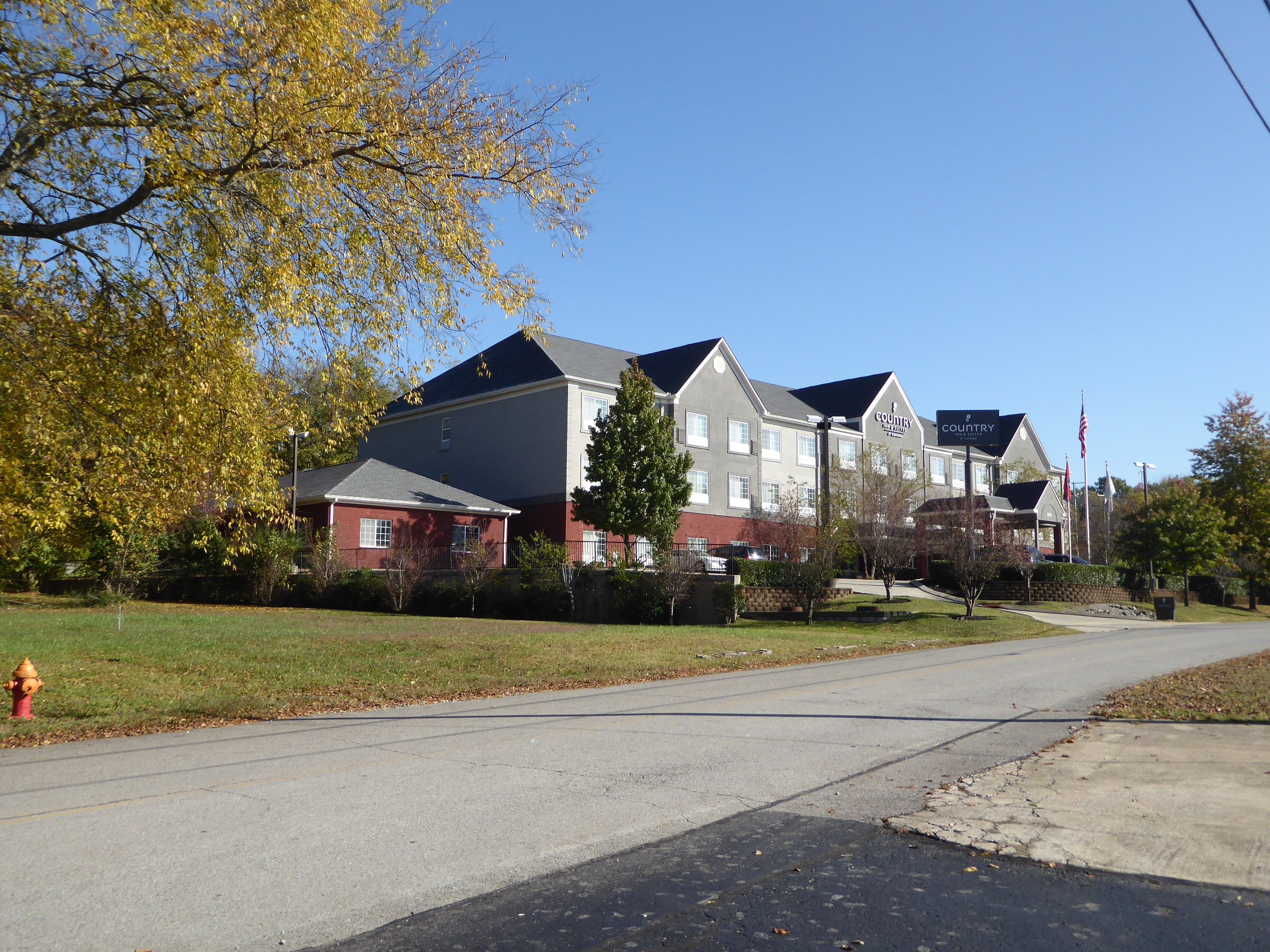Country Inn & Suites by Radisson, Goodlettsville, TN-浴室