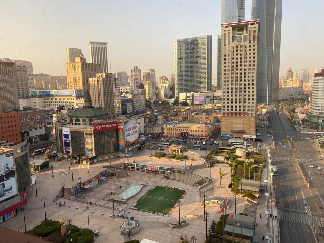 胜利广场-大连市必去景点