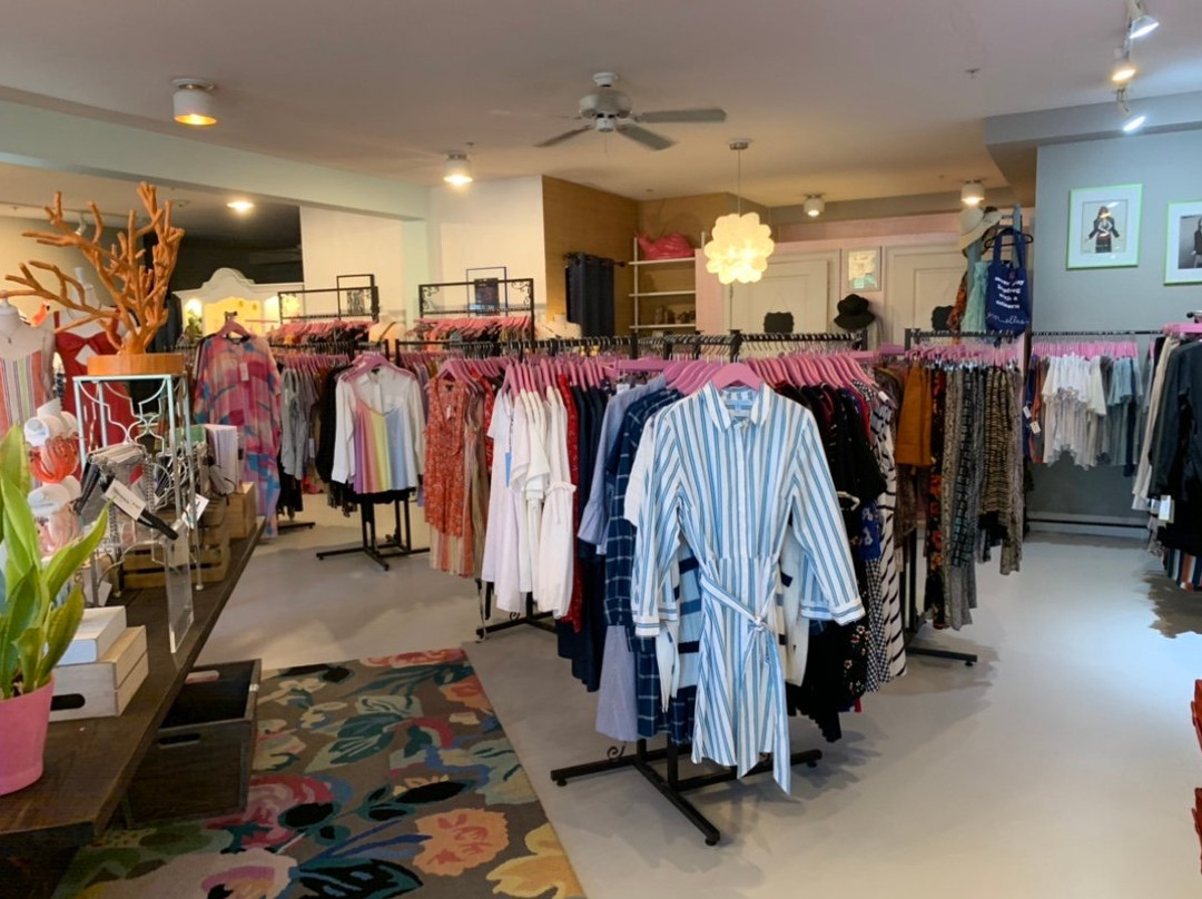 Pink & Navy-Anna Maria必去景点