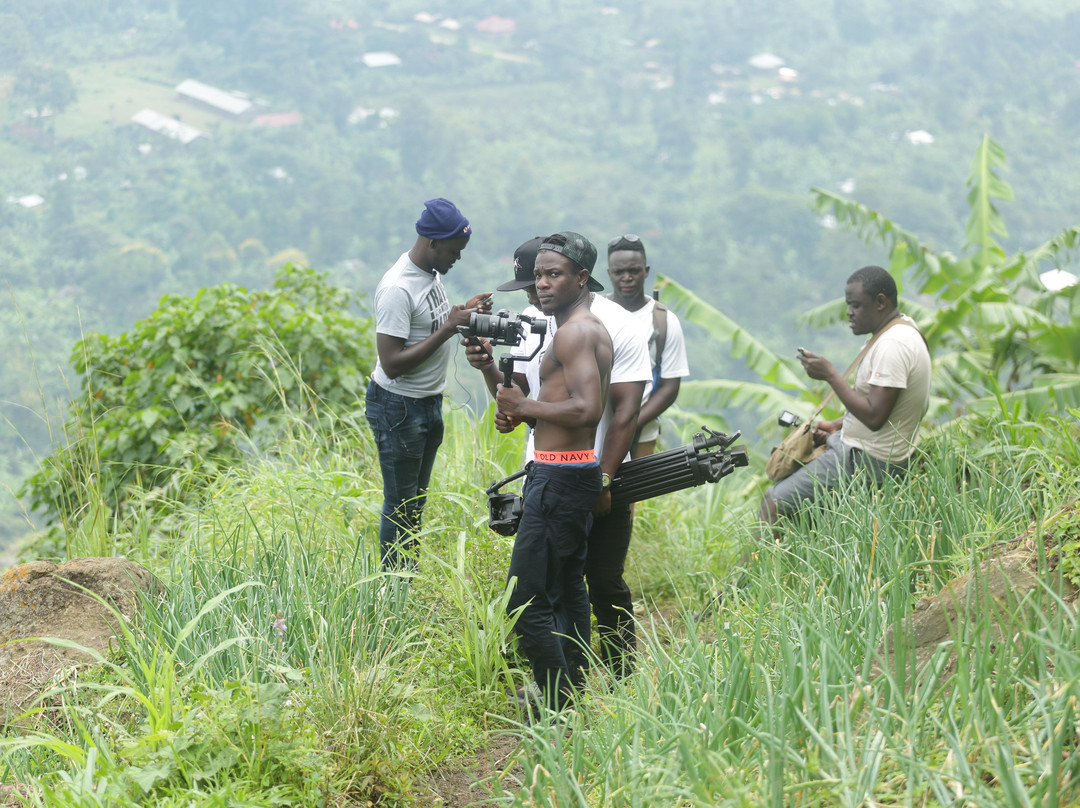 DARIUS TOURS-坎帕拉必去景点