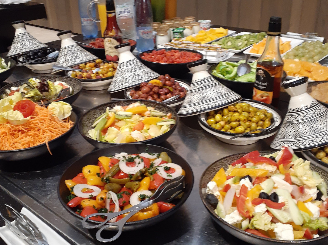 La Tour Hassan Palace主图