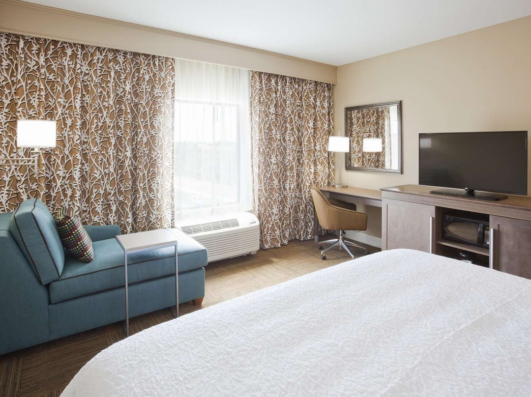 Hampton Inn Minneapolis-Roseville主图