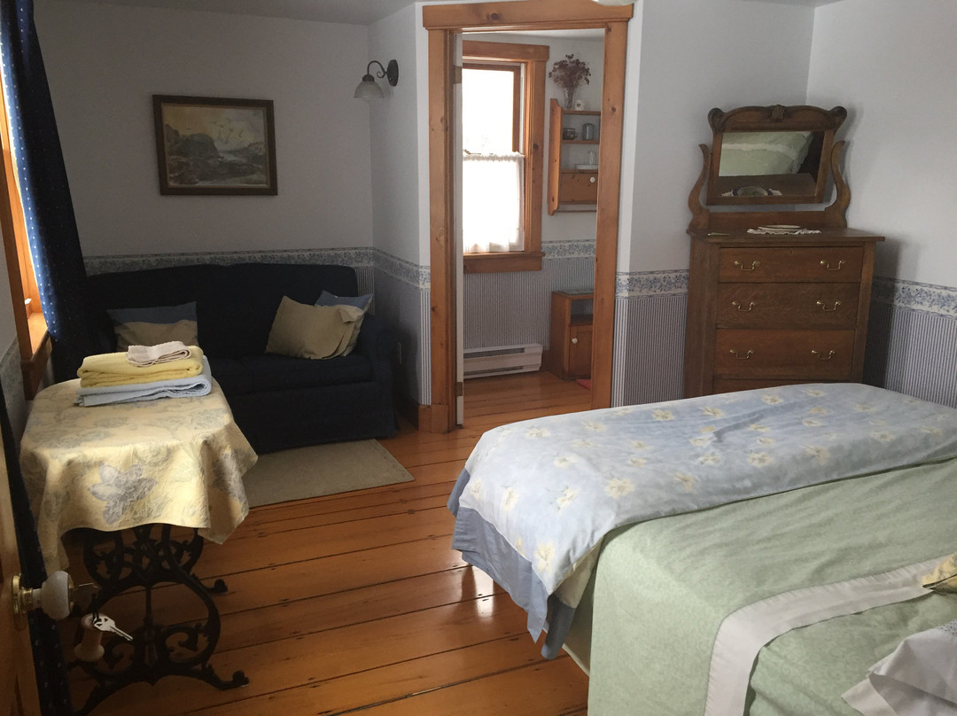 L'échappée Belle Chez Robert主图