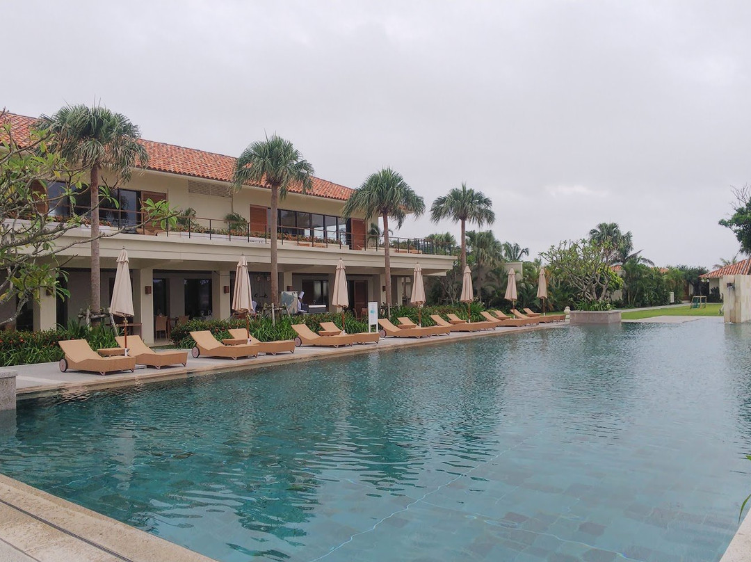 乌扎露台海滩俱乐部别墅主图