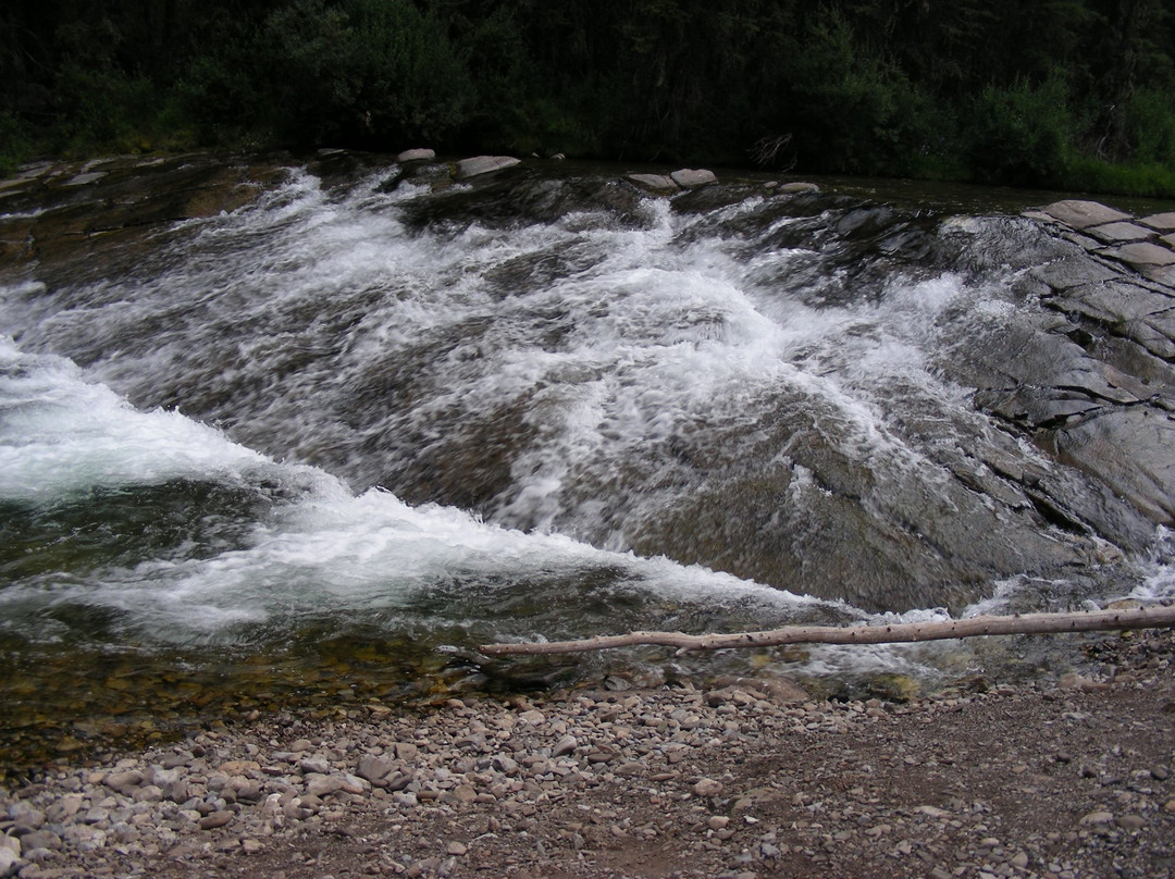 Livingstone Falls Recreation Area景点图片