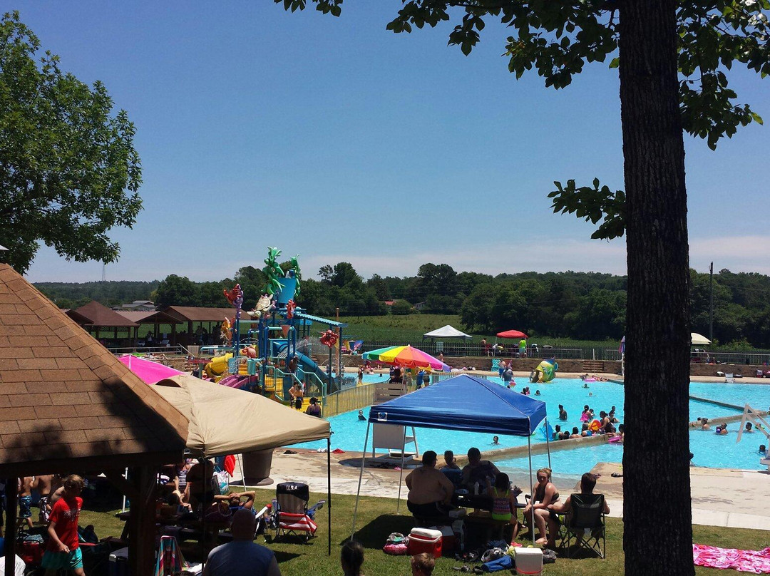 Cleveland旅游景点-Spring Valley Beach