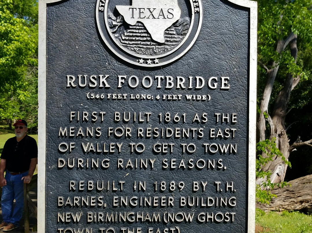 Rusk, TX Footbridge