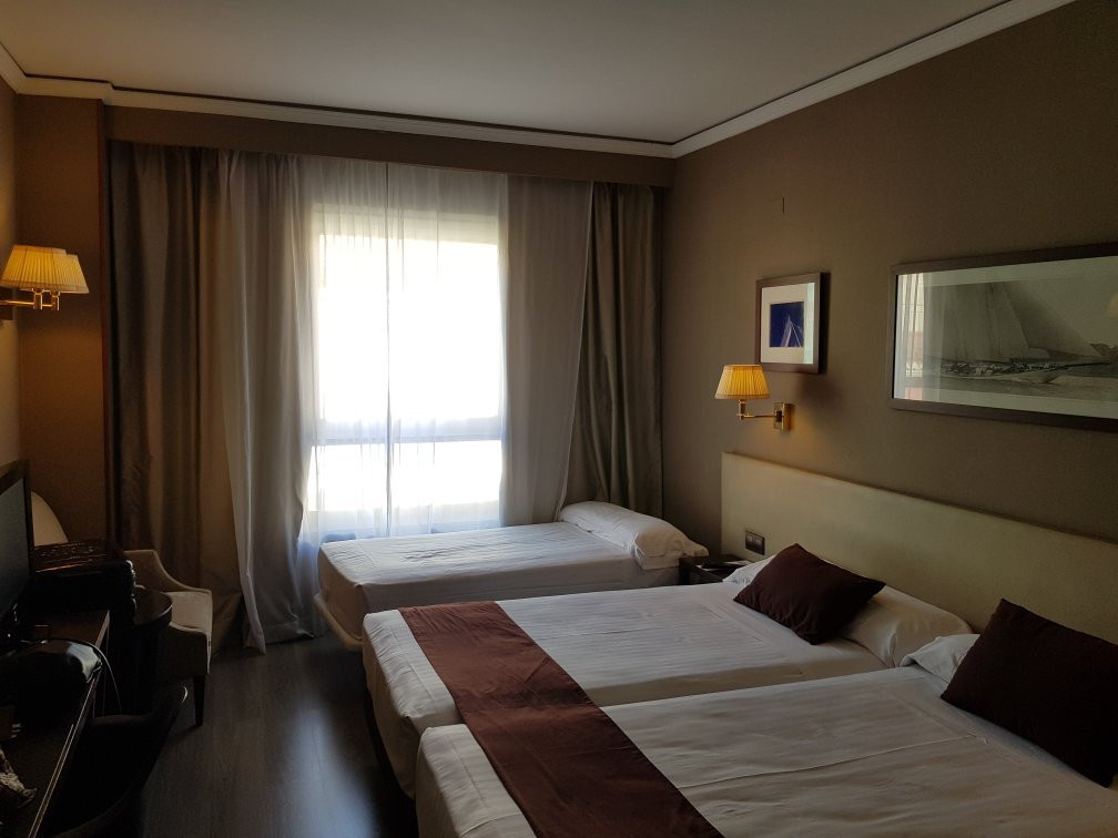 空曲里德中央酒店主图