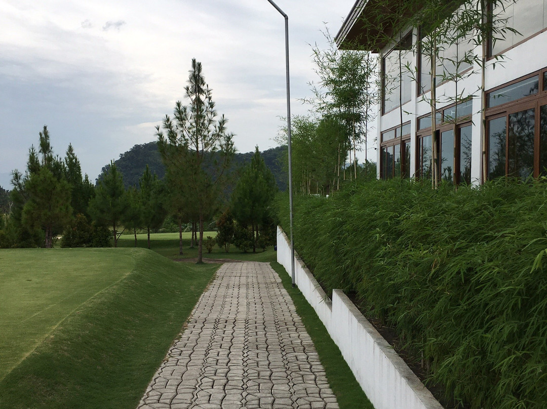 Brittannika Golf Course景点图片