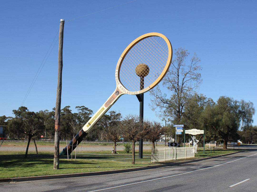 Big Tennis Racquet景点图片