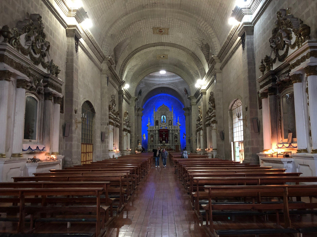 Catedral de Puno景点图片