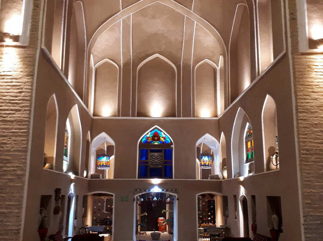 Khaloo Mirza Hotel主图