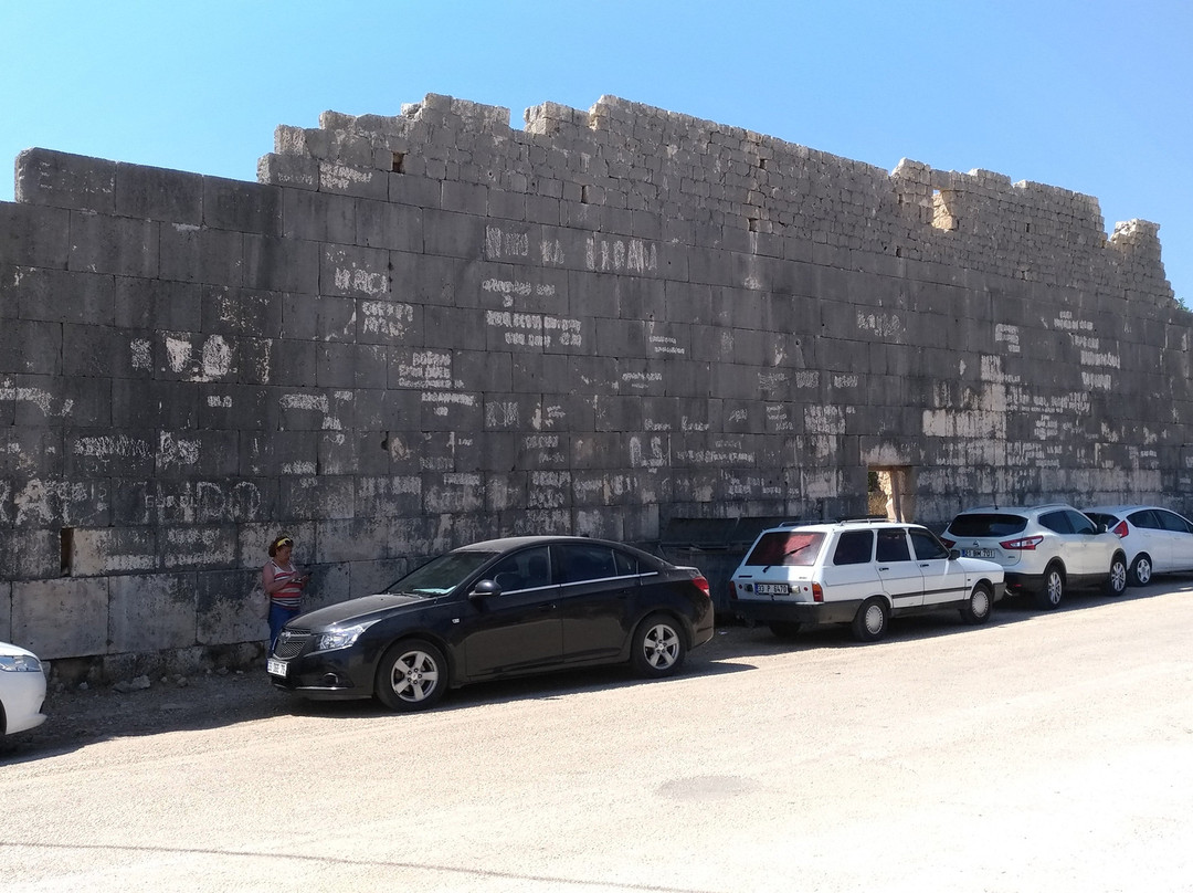 Zeus Tapinagi Ve Kilise-Silifke必去景点