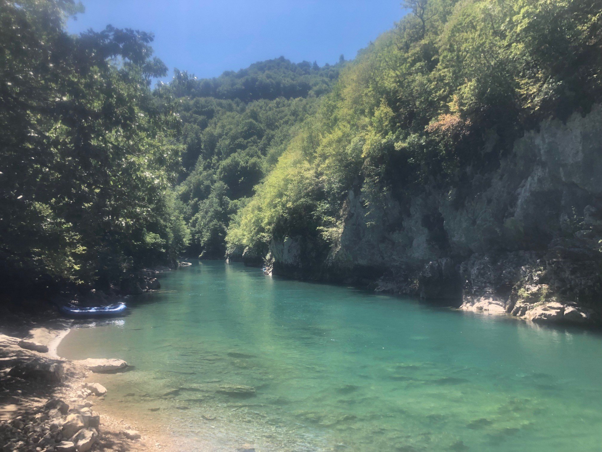 Blue River Tara-泳池
